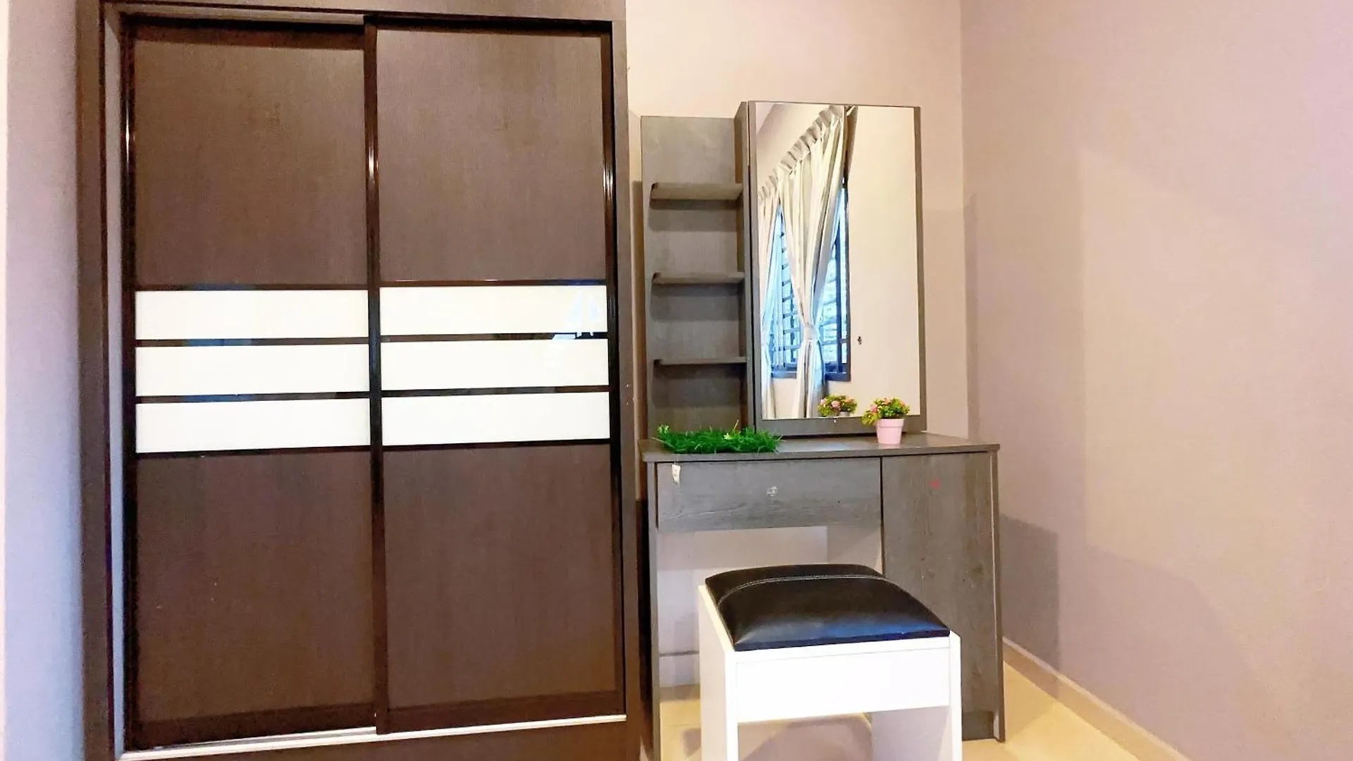 A01 Fancy Light Garden Homestay Johor Bahru